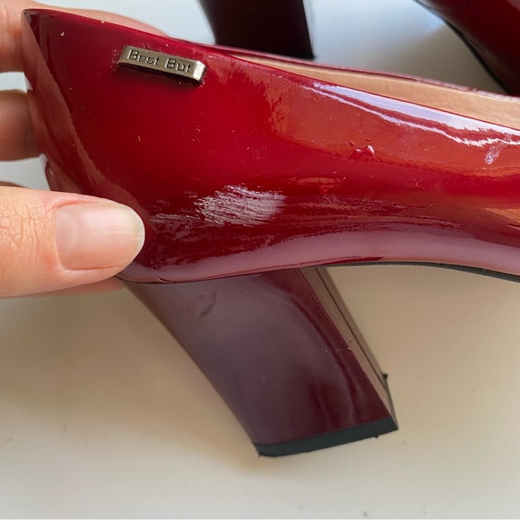 BEST BUT Women’s Patent Leather Ruby Red Round Toe Block Heel Pumps Size 38 - Picture 3 of 9